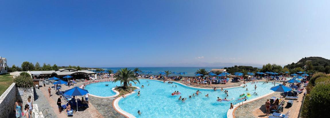 Mareblue Θέρετρο Άγιος Σπυρίδωνας